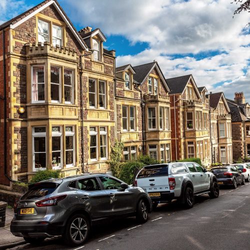 bristol-houses-shutterstock_2299378355-lr_optimized Relaxed urban locations